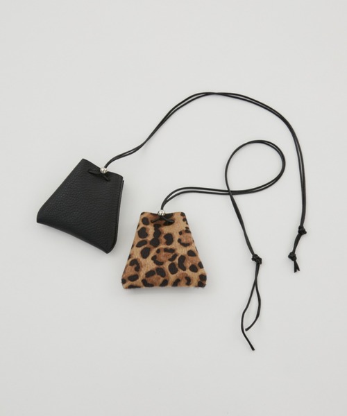 FUULLY STUDIO(フーリィーステューディオ)の「マルチショルダーストラップ / リップケース(チャーム・レディース・レオパード/ブラック・FREE)」の13枚目の写真