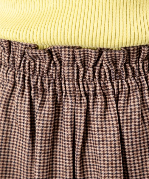 MILLION CARATS(ミリオンカラッツ)の「【起毛×チェックで冬気分満点】品よく華やぐ大人のストレッチスカート! 柔らかな起毛素材があたたかみを添え、脚長に見えるすっきりシルエット。後ろゴム仕様で快適なはき心地、きちんと感と女性らしさを両立した万能アイテム。(スカート・レディース・ピンク/ブラウン/グレー・FREE)」の19枚目の写真