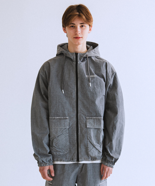 QT8 GARMENTS(キューティーエイトガーメント)の「OC Pigment Hoodie Windbreaker (Grey)(ナイロンジャケット・レディース・その他・X-LARGE/LARGE/MEDIUM)」の1枚目の写真