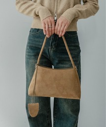 on:nue（オンニュ）の「【on:nue】[2WAY/肩紐付] ワンハンドルスエードショルダーバッグ（ショルダーバッグ）」