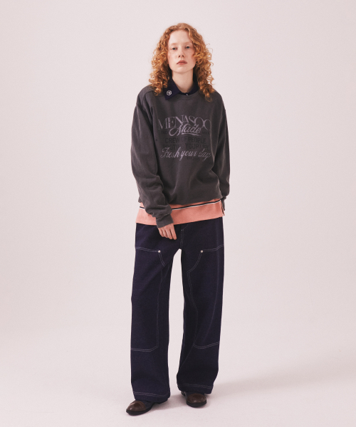 MENASOO(ミナス)の「Menasoo Pigment Oversized Sweatshirt_Charcoal(スウェット・レディース・ダークグレー・SMALL/MEDIUM)」の3枚目の写真