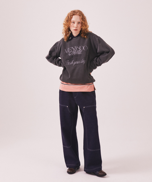 MENASOO(ミナス)の「Menasoo Pigment Oversized Sweatshirt_Charcoal(スウェット・レディース・ダークグレー・SMALL/MEDIUM)」の5枚目の写真