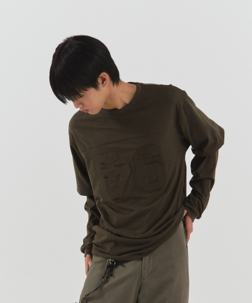 PARAKEET(パラキート)の「レイヤードフットボールロングスリーブ(カーキ)(Tシャツ/カットソー・レディース・カーキ・MEDIUM/LARGE)」の3枚目の写真