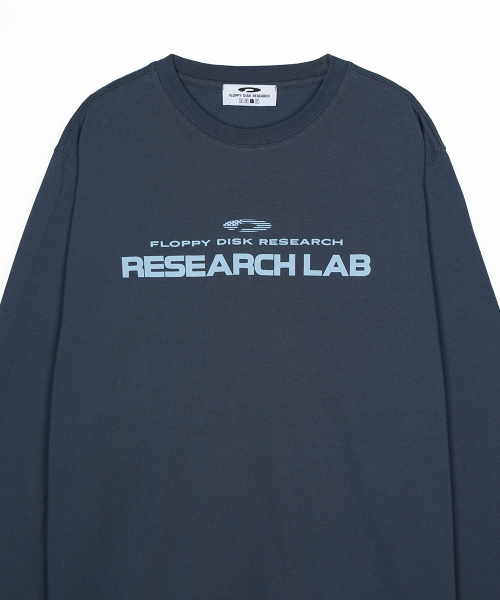 FDR(エフディーアール)の「USA Research LAB Logo Long sleeve Slate Gray(Tシャツ/カットソー・メンズ・その他・SMALL/MEDIUM/LARGE)」の3枚目の写真