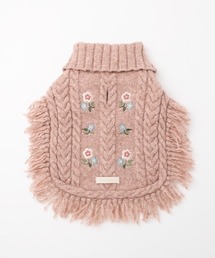 moncheri（モンシェリ）の「フラワー刺繍ケーブルニットポンチョ【3段階サイズ調整可能】（ペットウェア）」