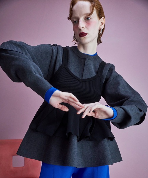 OMMO(オーエムエムオー)の「LAYERED FLARE KNIT TOP(ニット/セーター・レディース・グレー/カーキ/ブラック/ピンク・F)」の19枚目の写真