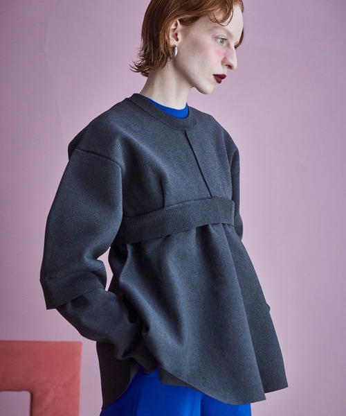 OMMO(オーエムエムオー)の「LAYERED FLARE KNIT TOP(ニット/セーター・レディース・グレー/カーキ/ブラック/ピンク・F)」の12枚目の写真