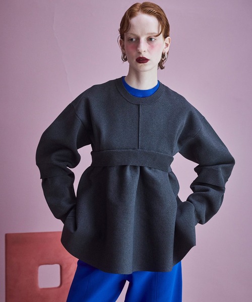 OMMO(オーエムエムオー)の「LAYERED FLARE KNIT TOP(ニット/セーター・レディース・グレー/カーキ/ブラック/ピンク・F)」の11枚目の写真