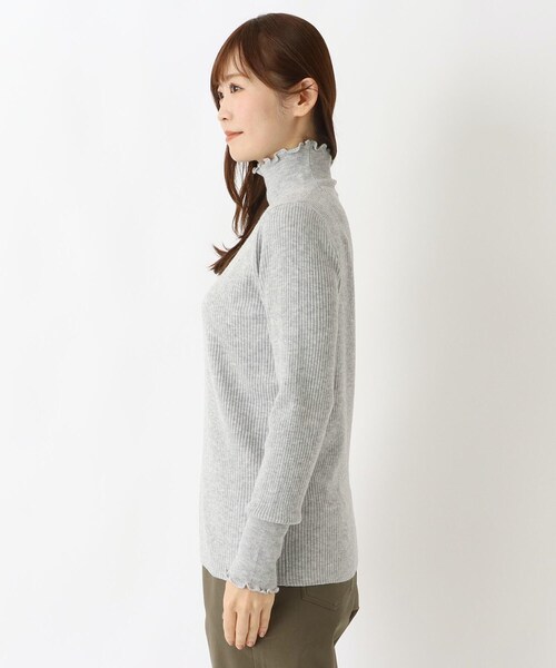 one'sterrace(ワンズテラス)の「ふわもちハイネックメロウ長袖ニットプルオーバー(ニット/セーター・レディース・ブラック系8/ライトグレー系8/グリーン系その他6/アイボリー系8/ピンク系9・02)」の7枚目の写真