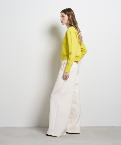 LANVIN en Bleu（ランバンオンブルー）の「ダブルフェイスVネックニット（ニット/セーター・レディース・イエロー/ブラック/オフホワイト・38）」の5枚目の写真