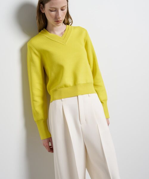 LANVIN en Bleu（ランバンオンブルー）の「ダブルフェイスVネックニット（ニット/セーター・レディース・イエロー/ブラック/オフホワイト・38）」の7枚目の写真