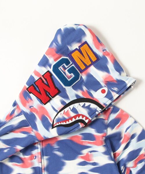 A BATHING APE（アベイシングエイプ）の「SCREEN CAMO SHARK FULL ZIP HOODIE（パーカー・メンズ・ブラック/ブルー・MEDIUM/LARGE/SMALL/X-LARGE/XX-LARGE）」の9枚目の写真
