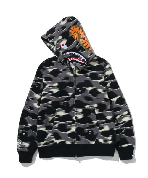 A BATHING APE（アベイシングエイプ）の「SCREEN CAMO SHARK FULL ZIP HOODIE（パーカー・メンズ・ブラック/ブルー・MEDIUM/LARGE/SMALL/X-LARGE/XX-LARGE）」の3枚目の写真