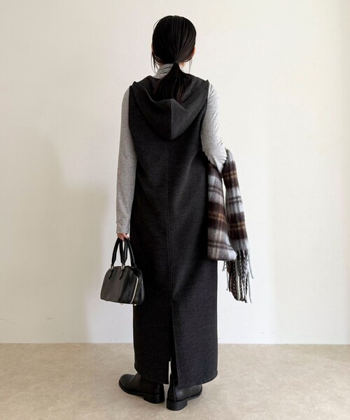 fredy emue（フレディエミュ）の「フーディージャンスカ（ワンピース・レディース・チャコールグレー/グレー・36/38）」の18枚目の写真