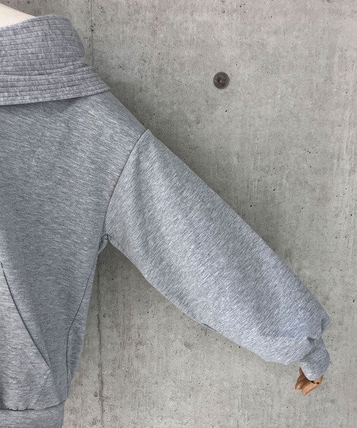 meJane（ミージェーン）の「オフショル切替デザイン スウェットパーカートップス（Tシャツ/カットソー・レディース・グレー・FREE）」の10枚目の写真