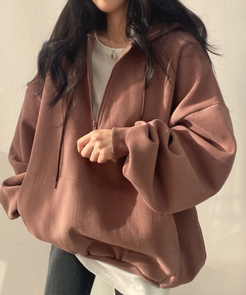 Flugge(フラッジー)の「オーバーサイズハーフジップフーディー(パーカー・レディース・ブラウン/グレー・LARGE/MEDIUM)」の9枚目の写真