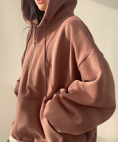 Flugge(フラッジー)の「オーバーサイズハーフジップフーディー(パーカー・レディース・ブラウン/グレー・LARGE/MEDIUM)」の3枚目の写真