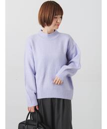 ウール混ふわふわハイネックニット