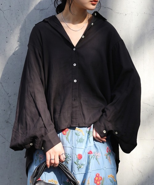 antiqua(アンティカ)の「ボリューム袖 シャツ(シャツ/ブラウス・レディース・ホワイト/ブラック・ONESIZE)」の1枚目の写真