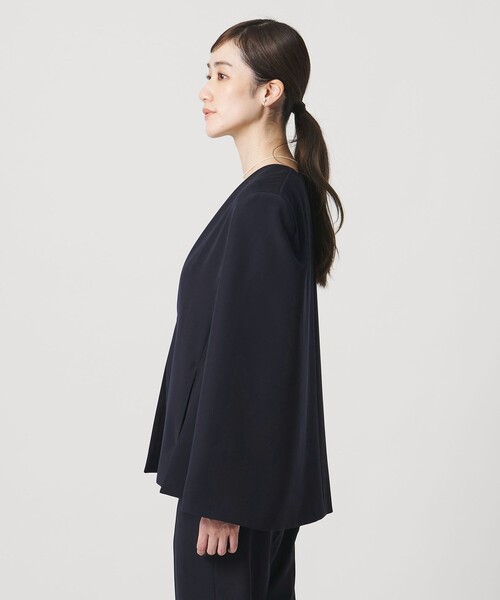 UNITED ARROWS（ユナイテッドアローズ）の「ケープ ノーカラージャケット（ノーカラージャケット・レディース・ネイビー/ブラック・36/38）」の8枚目の写真