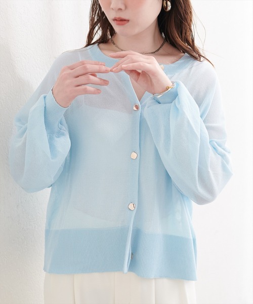 natural couture(ナチュラルクチュール)の「【sherbet line】接触冷感金釦シアーカーデ(カーディガン/ボレロ・レディース・グレイッシュベージュ/ブラック/アイボリー/サックスブルー/ミント/レッド・FREE)」の9枚目の写真