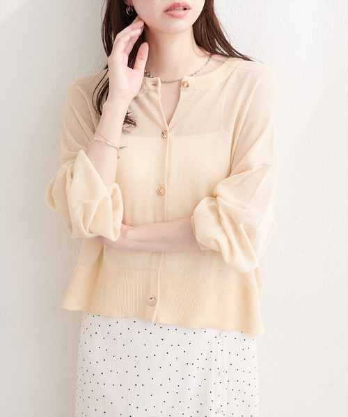 natural couture(ナチュラルクチュール)の「【sherbet line】接触冷感金釦シアーカーデ(カーディガン/ボレロ・レディース・グレイッシュベージュ/ブラック/アイボリー/サックスブルー/ミント/レッド・FREE)」の18枚目の写真