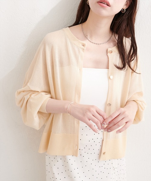 natural couture(ナチュラルクチュール)の「【sherbet line】接触冷感金釦シアーカーデ(カーディガン/ボレロ・レディース・グレイッシュベージュ/ブラック/アイボリー/サックスブルー/ミント/レッド・FREE)」の17枚目の写真