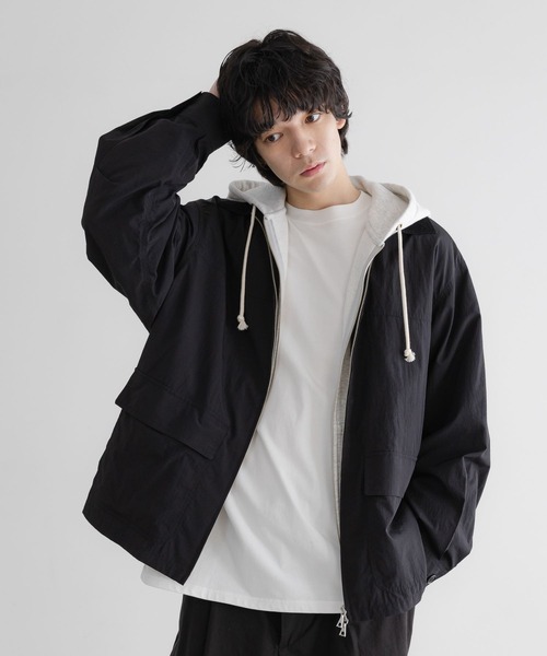 LOWRYS FARM（ローリーズファーム）の「【LFM(U)】ナイロンハンティングブルゾン　639539（ブルゾン・メンズ・ブラック/グリーン・LARGE/MEDIUM）」の2枚目の写真