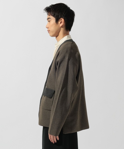 niko and...（ニコアンド）の「バイカラーVネックカーディガン（ニット/セーター・メンズ・カーキ/チャコール・MEDIUM/LARGE）」の10枚目の写真