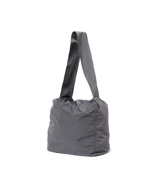 Snow Peak（スノーピーク）の「Snow Peak / Ripstop Wrap Cross Bag リップストップラップクロスバッグ（ショルダーバッグ・メンズ・グレイッシュベージュ/チャコール/ブラウン・ONE SIZE）」の12枚目の写真