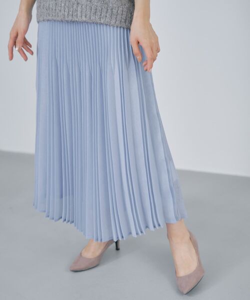 COHINA（コヒナ）の「エアリーミックスプリーツスカート 【低身長・小柄女性】（スカート・レディース・ホワイト/ブルー・REGULAR/SHORT）」の2枚目の写真
