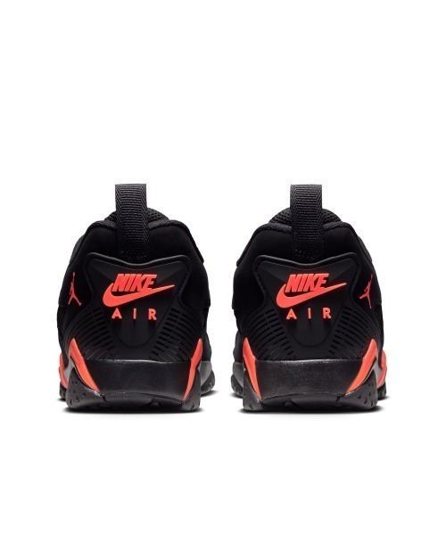 JORDAN BRAND（ジョーダンブランド）の「JORDAN BRAND Air Jordan Mvp 92（ジョーダンブランド エア ジョーダン Mvp 92）（スニーカー・メンズ・ブラック系・25cm/25.5cm/26cm/26.5cm/27cm/27.5cm/28cm/28.5cm/29cm）」の7枚目の写真