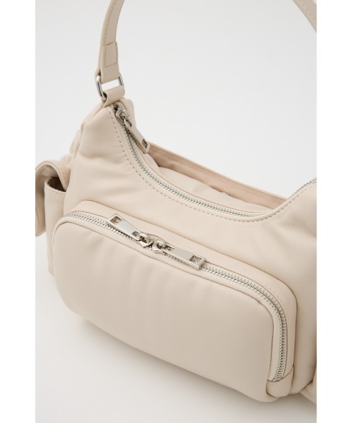rienda(リエンダ)の「3ポケットミニリボンショルダーBAG(ショルダーバッグ・レディース・ブラック/ベージュ/ホワイト・FREE)」の12枚目の写真