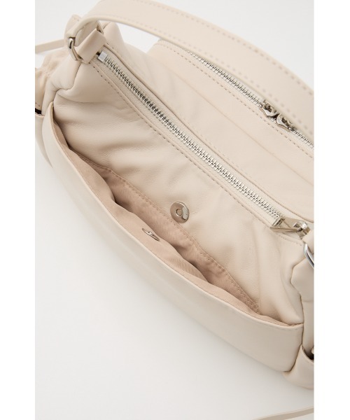 rienda(リエンダ)の「3ポケットミニリボンショルダーBAG(ショルダーバッグ・レディース・ブラック/ベージュ/ホワイト・FREE)」の15枚目の写真