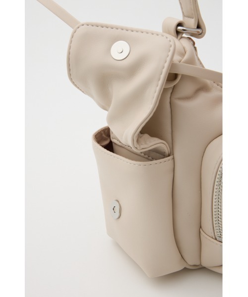 rienda(リエンダ)の「3ポケットミニリボンショルダーBAG(ショルダーバッグ・レディース・ブラック/ベージュ/ホワイト・FREE)」の17枚目の写真
