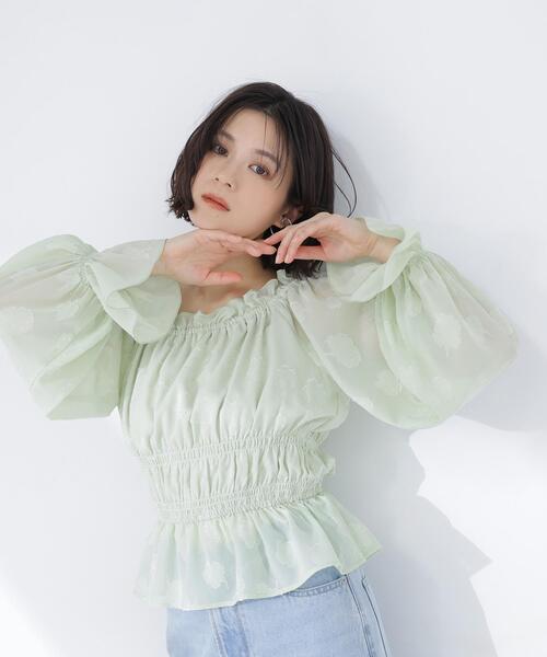 NATURAL BEAUTY BASIC(ナチュラルビューティーベーシック)の「◇フラワージャガードブラウス(シャツ/ブラウス・レディース・ピンク/ライトグリーン/オフホワイト・FREE)」の3枚目の写真
