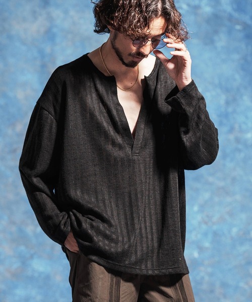 Jih Nunc(ジーヌンク)の「mlt5584-ディープVキーネックカットソー(JIH-R1179)(Tシャツ/カットソー・メンズ・ホワイト/ブラック/ダークグリーン・S/M/L)」の4枚目の写真