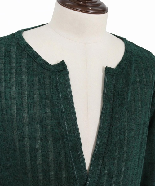 Jih Nunc(ジーヌンク)の「mlt5584-ディープVキーネックカットソー(JIH-R1179)(Tシャツ/カットソー・メンズ・ホワイト/ブラック/ダークグリーン・S/M/L)」の13枚目の写真