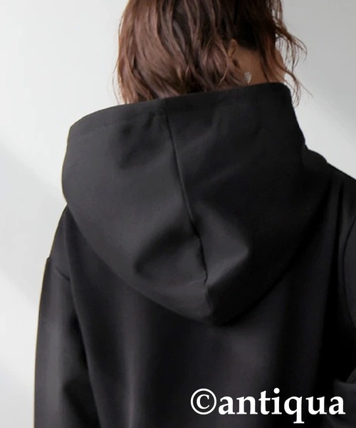 antiqua(アンティカ)の「ポンチフード ロングワンピース(ワンピース・レディース・ダークグレー/グレイッシュベージュ/ブラック・TL/R)」の5枚目の写真