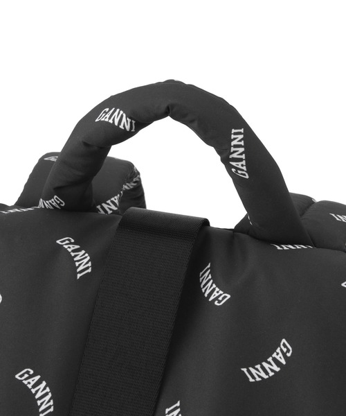 GANNI（ガニー）の「【GANNI for ADAM ET ROPE'】Re-Tech Logo Print Backpack（バックパック/リュック・レディース・ブラック・FREE）」の13枚目の写真
