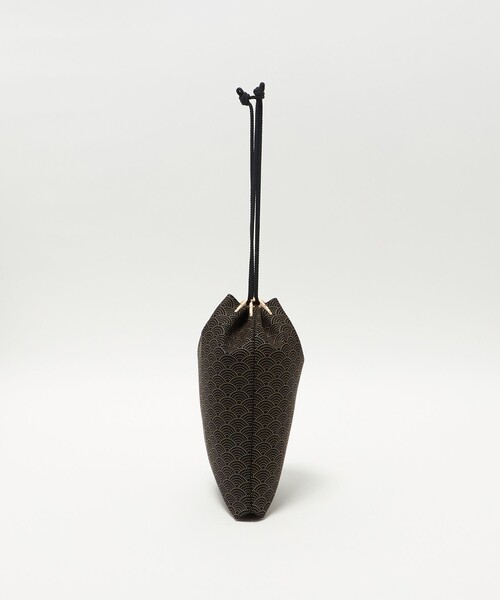 UNITED ARROWS（ユナイテッドアローズ）の「＜印傳屋上原勇七＞合切袋L/青梅波（ショルダーバッグ・メンズ・その他1・FREE）」の3枚目の写真