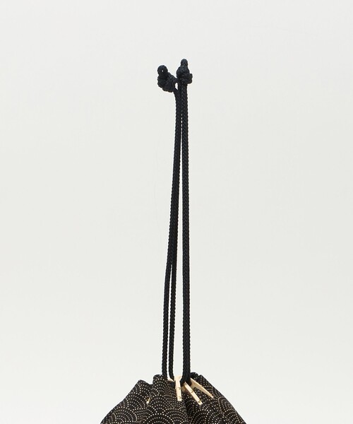 UNITED ARROWS（ユナイテッドアローズ）の「＜印傳屋上原勇七＞合切袋L/青梅波（ショルダーバッグ・メンズ・その他1・FREE）」の6枚目の写真