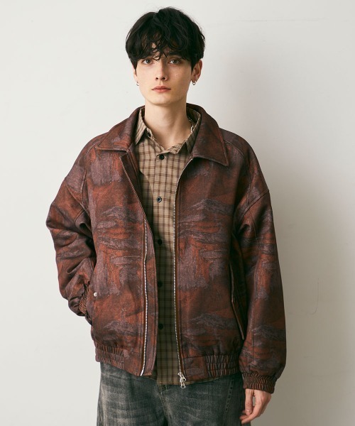 Shoowtime(ショウタイム)の「Abstract puffer jacket / アブストラクトパファージャケット(ブルゾン・メンズ・ブラウン系/ブラック系・MEDIUM/LARGE/X-LARGE)」の5枚目の写真