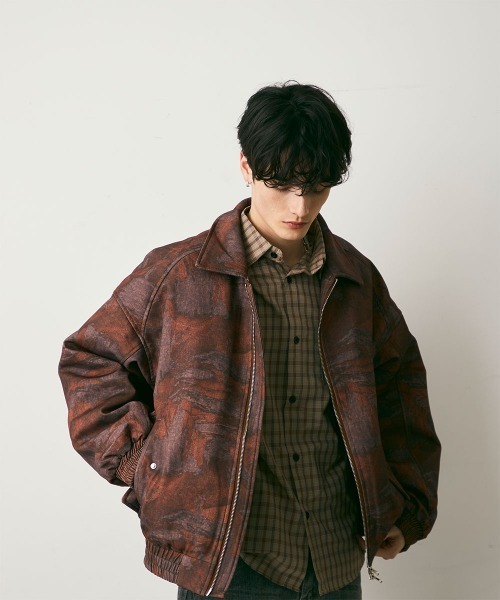 Shoowtime(ショウタイム)の「Abstract puffer jacket / アブストラクトパファージャケット(ブルゾン・メンズ・ブラウン系/ブラック系・MEDIUM/LARGE/X-LARGE)」の7枚目の写真