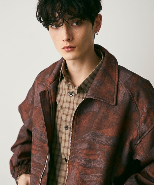 Shoowtime(ショウタイム)の「Abstract puffer jacket / アブストラクトパファージャケット(ブルゾン・メンズ・ブラウン系/ブラック系・MEDIUM/LARGE/X-LARGE)」の10枚目の写真
