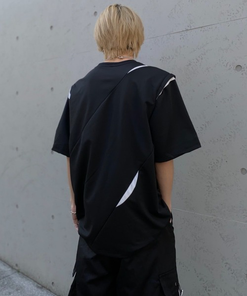 lilful(リルフル)の「【26年春夏新作】メッシュ切替ギミックTシャツ(Tシャツ/カットソー・メンズ・ブラック/ホワイト・M/L)」の4枚目の写真