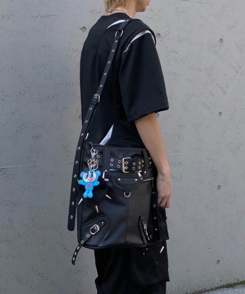 lilful(リルフル)の「【26年春夏新作】メッシュ切替ギミックTシャツ(Tシャツ/カットソー・メンズ・ブラック/ホワイト・M/L)」の9枚目の写真