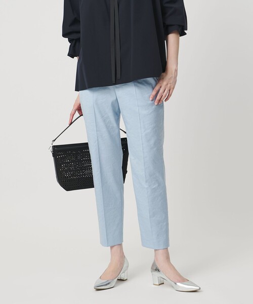 UNITED ARROWS(ユナイテッドアローズ)の「シャイニー スリム パンツ ‐ストレッチ ウォッシャブル‐(スラックス・レディース・ブラック/ライトブルー/ダークグレー/ネイビー/ケリーグリーン・32/34/40/36/38/42)」の1枚目の写真