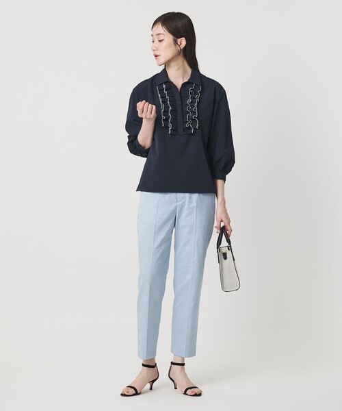 UNITED ARROWS(ユナイテッドアローズ)の「シャイニー スリム パンツ ‐ストレッチ ウォッシャブル‐(スラックス・レディース・ブラック/ライトブルー/ダークグレー/ネイビー/ケリーグリーン・32/34/40/36/38/42)」の17枚目の写真