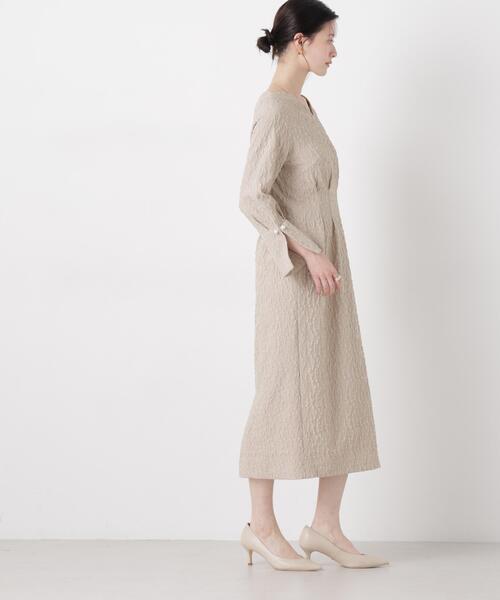troisiemeCHACO(トロワズィエムチャコ)の「troisieme chaco/別注 PUFFY JACQUARD ワンピース(ワンピース・レディース・ベージュ/ネイビー・38)」の6枚目の写真